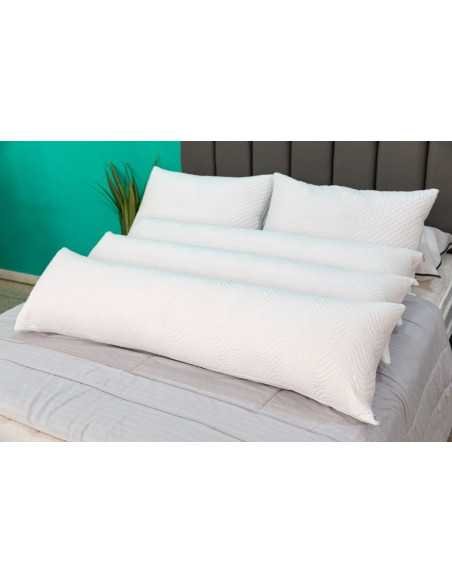 ✅ Cojín ligero para abrazar en las noches ➤ Una compañía para dormir